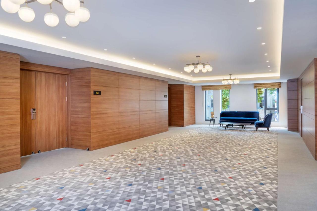 Отель Hampton By Hilton Ташкент Экстерьер фото